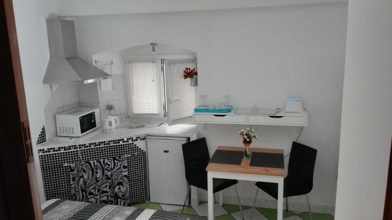 Split Studio Irisha Exterior foto
