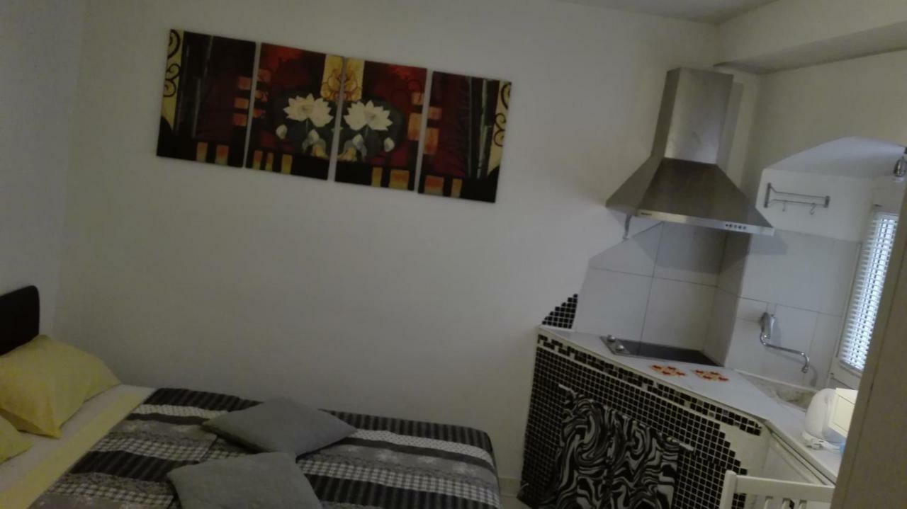 Split Studio Irisha Exterior foto